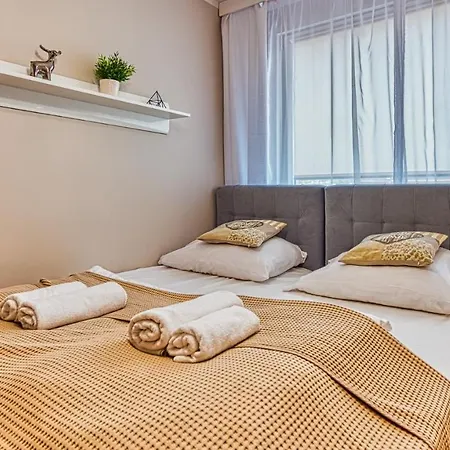Emili Przy Centrum - 5d * شكلارسكا بوريبا